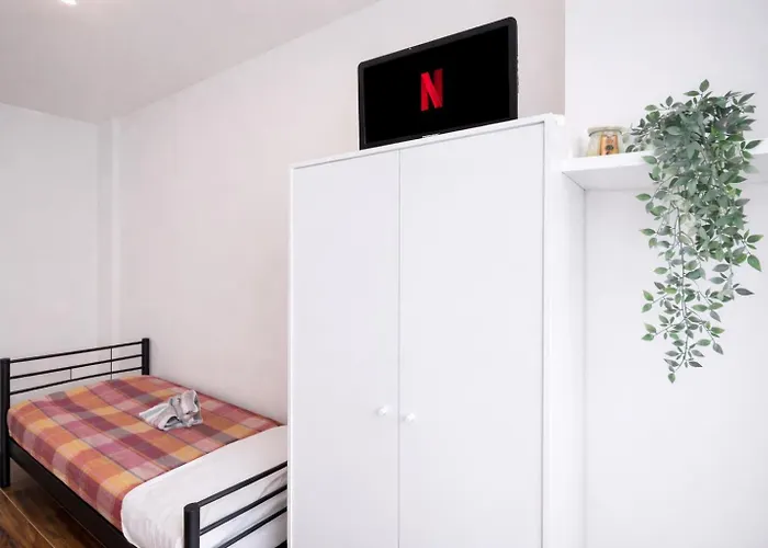 Gens Iulia 2 Min Da Stazione Trastevere By Hôtea Apartamento Roma